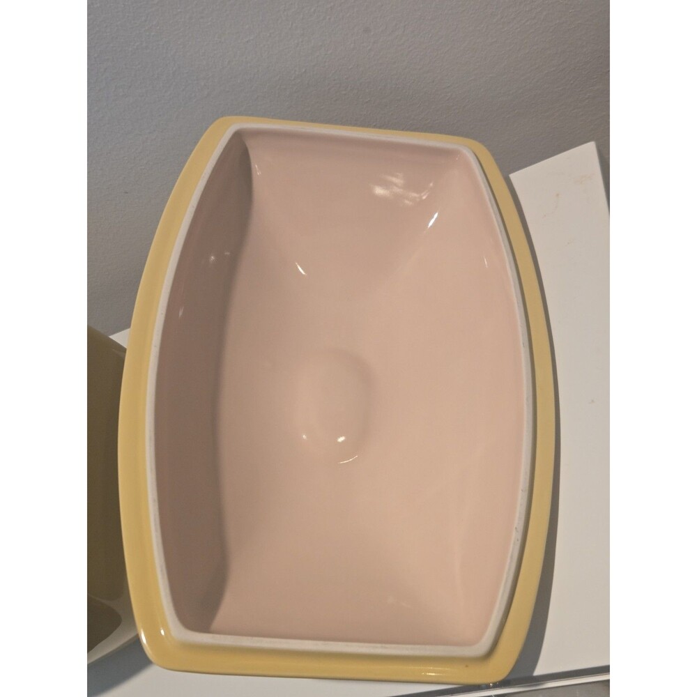 Le Creuset Heritage Deep Covered Rectangular Baker Olive 4.5 Qt Stoneware w/Lid - Picture 5 of 7